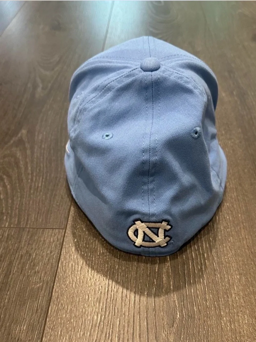 Nike Carolina Blue  Fitted Baseball Hat with White Logo  Size M\L